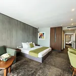 Хотел медите и 5*