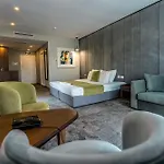 Хотел медите и 5*