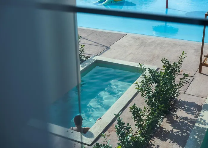 Medite And ホテル