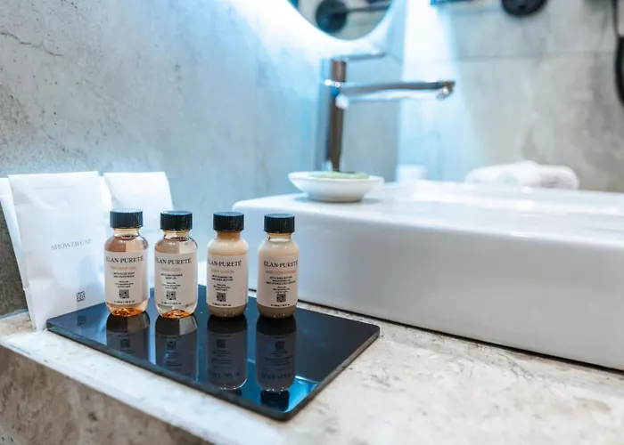 ホテル Medite And 5*